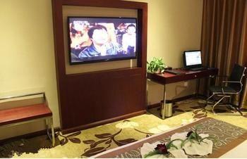 Jinyue Business Hotel Yichuan  Екстер'єр фото